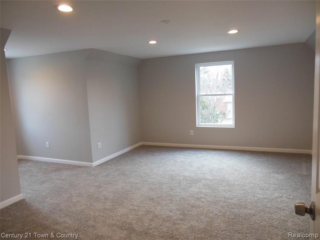 3298 Harrison Avenue Rochester Hills, MI 48307 - Photo 20 of 30