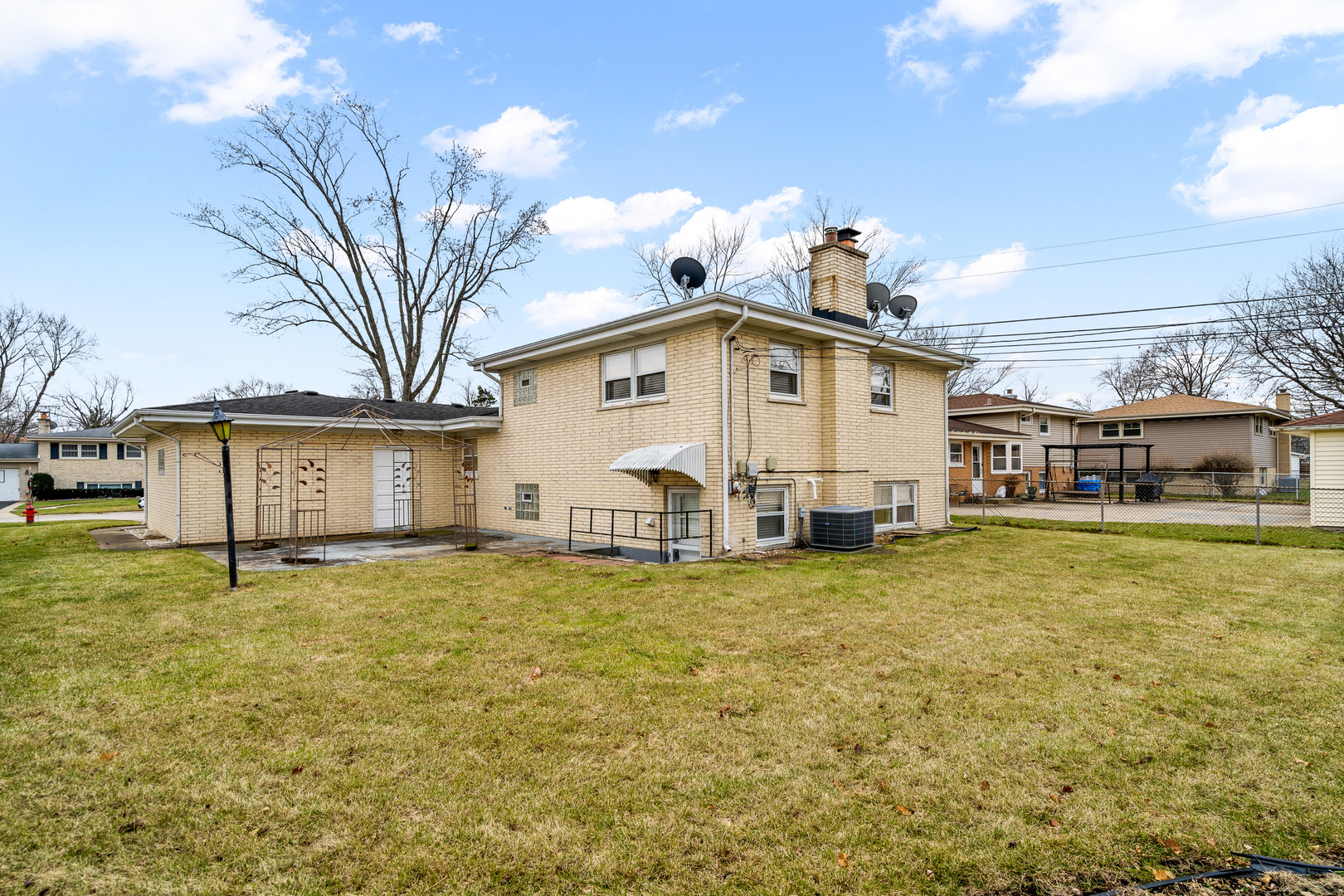 204 Dulles Road Des Plaines, IL 60016 - Photo 23 of 25 a view of a house with a yard