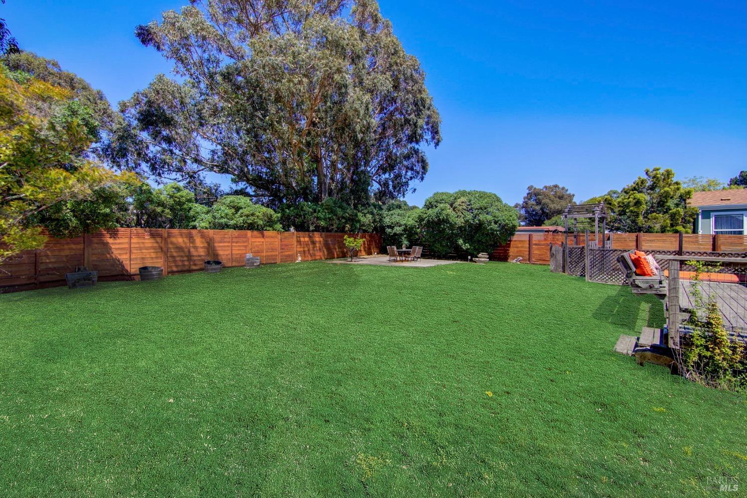 3 Yosemite Road San Rafael, CA 94903 - Photo 26 of 49