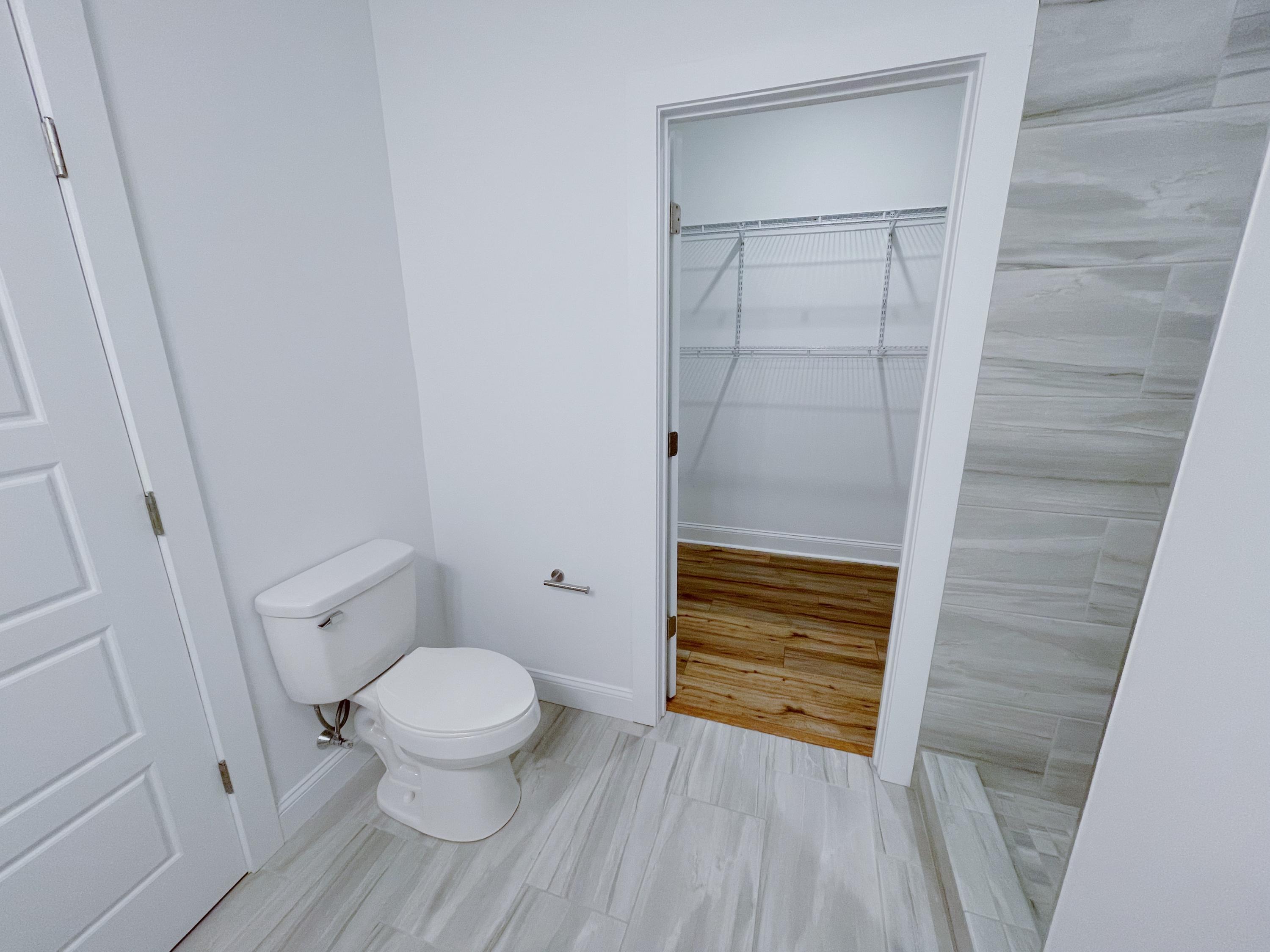 2789 River Road Johns Island, SC 29455 - Photo 12 of 24 Ensuite bathroom