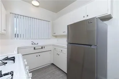 $2,195 | 2312 Vanderbilt Lane, Unit 8, Redondo Beach, CA 90278
