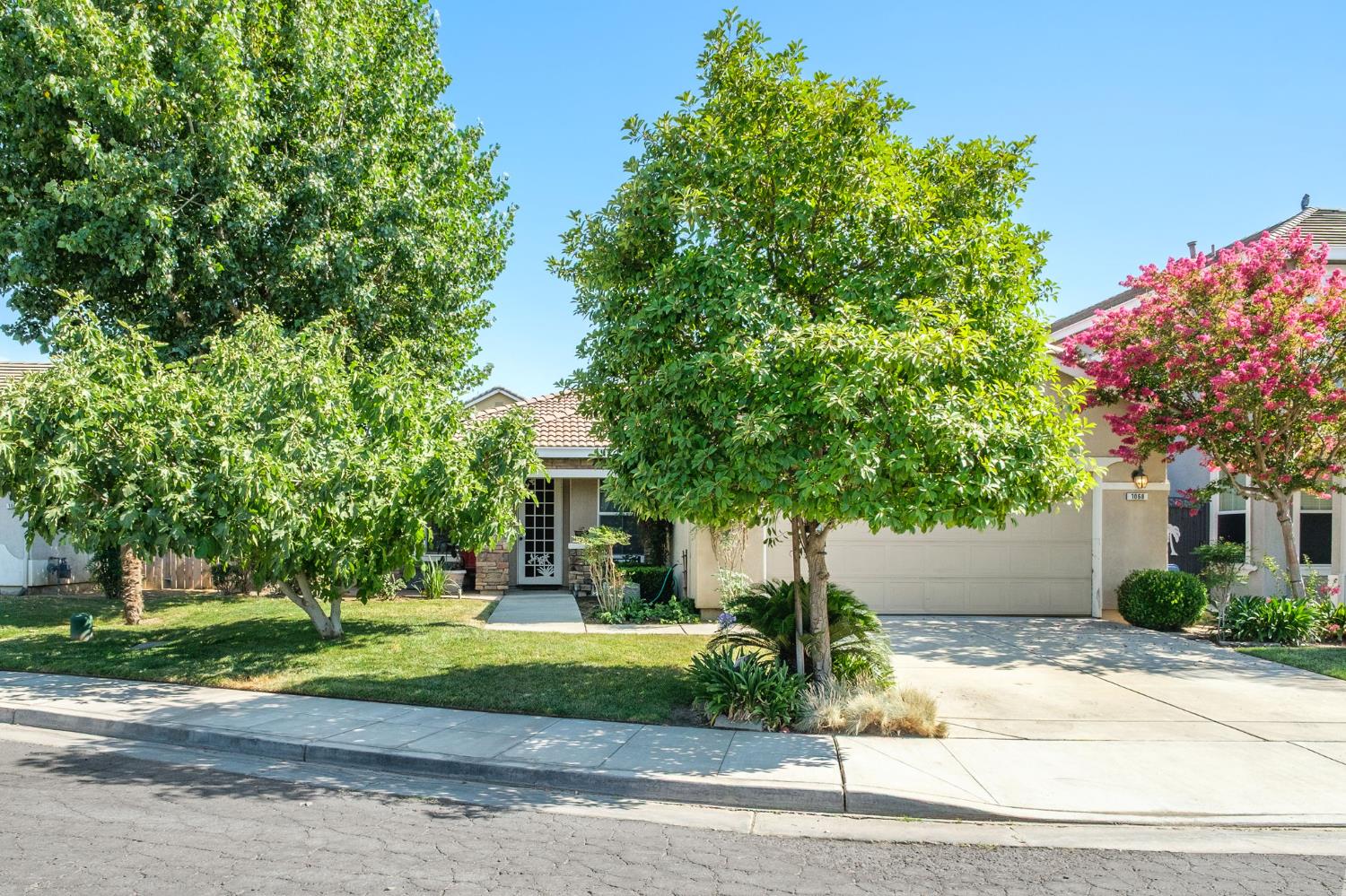1068 San Ramon Avenue Madera, CA 93637 - Photo 1 of 26 Gallery Image 1