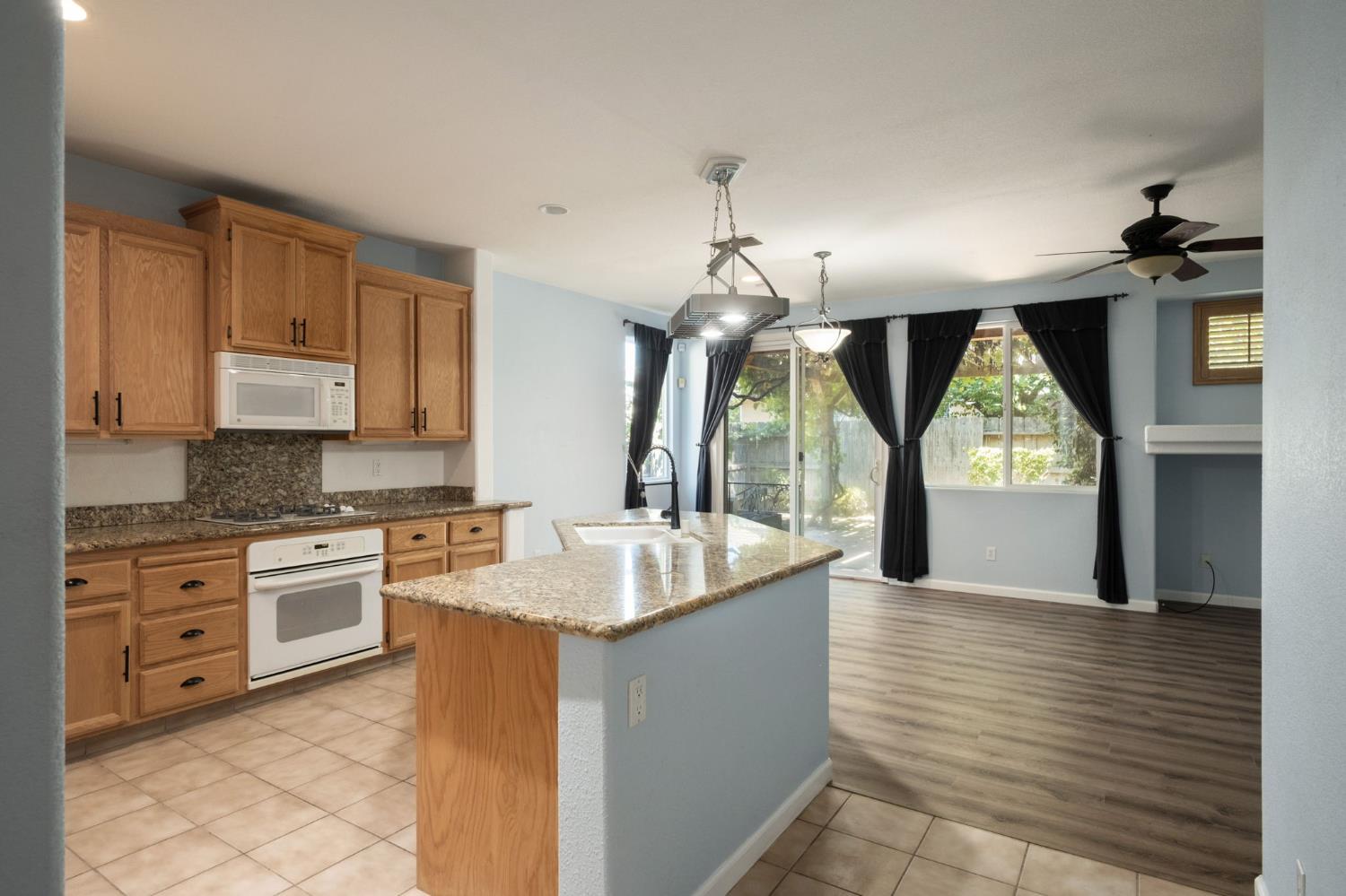 1068 San Ramon Avenue Madera, CA 93637 - Photo 9 of 26 Gallery Image 9