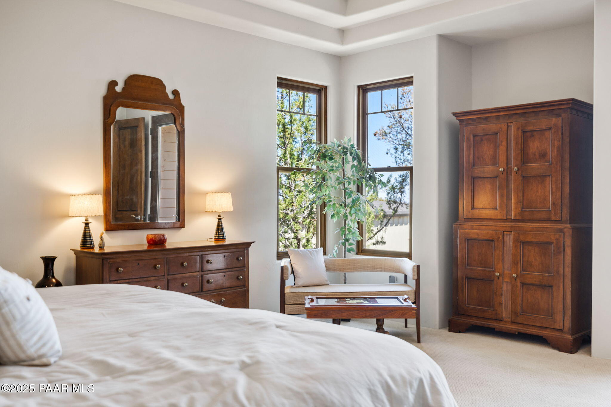 13175 North Bull Run Road Prescott, AZ 86305 - Photo 29 of 60 a bedroom with a bed and a dresser