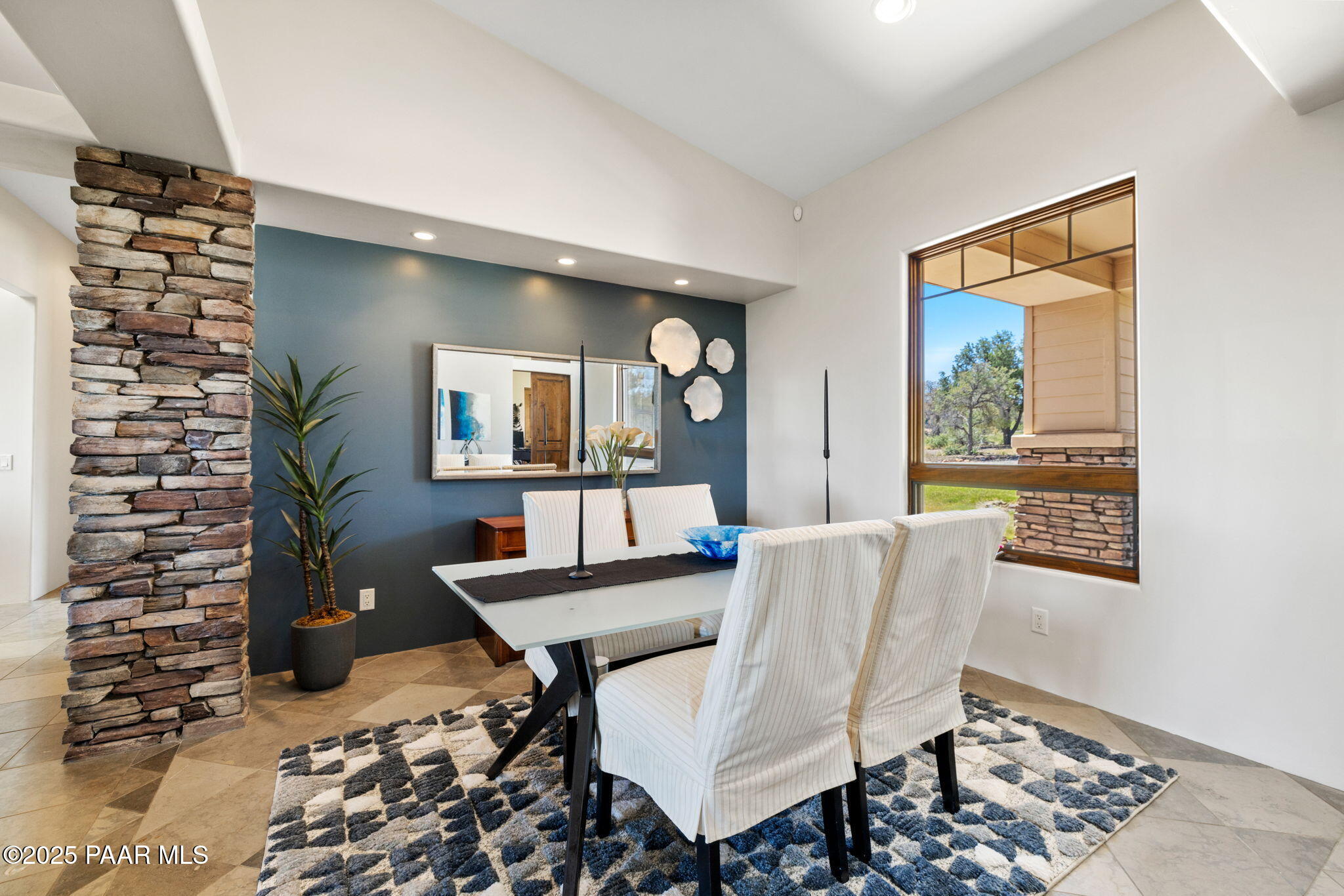 13175 North Bull Run Road Prescott, AZ 86305 - Photo 6 of 60 a view of a livingroom with furniture and window