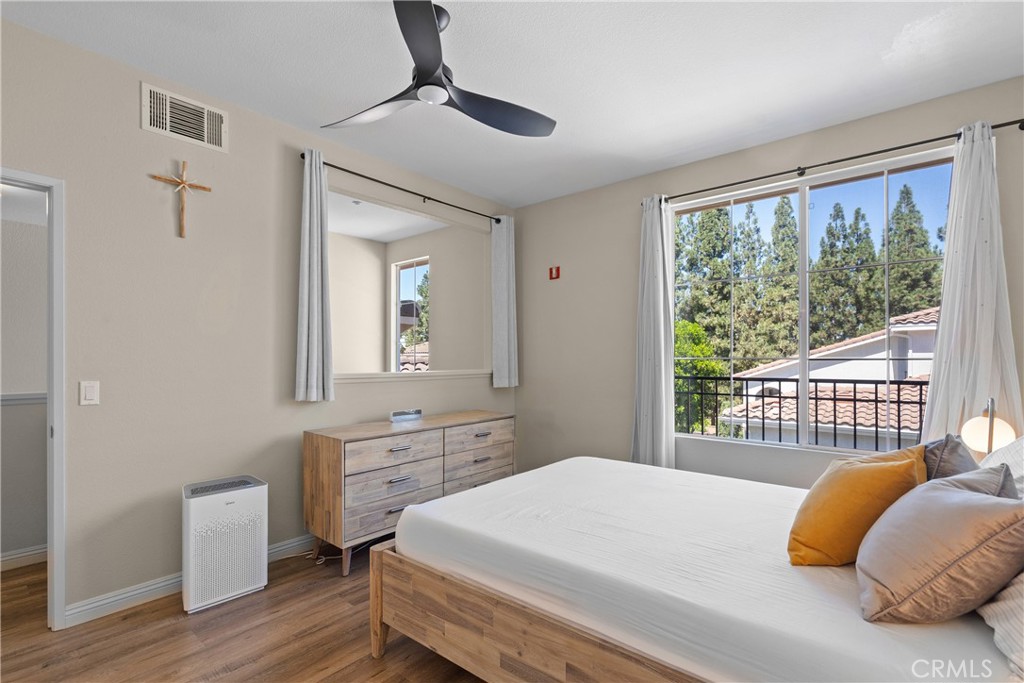 311 Falcon Creek Irvine, CA 92618 - Photo 15 of 40