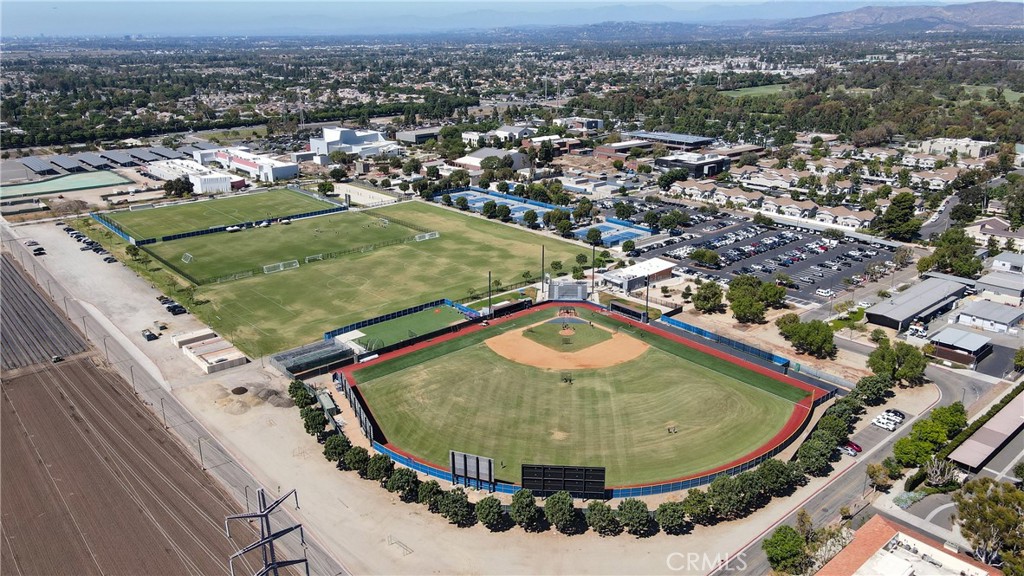 311 Falcon Creek Irvine, CA 92618 - Photo 38 of 40