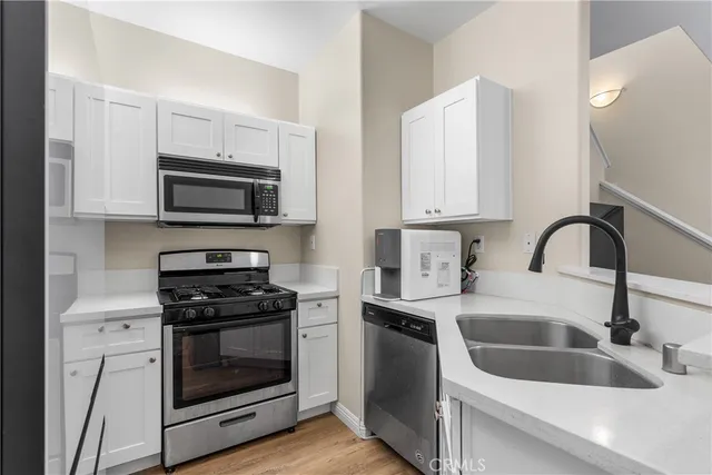 $728,000 | 311 Falcon Creek, Irvine, CA 92618