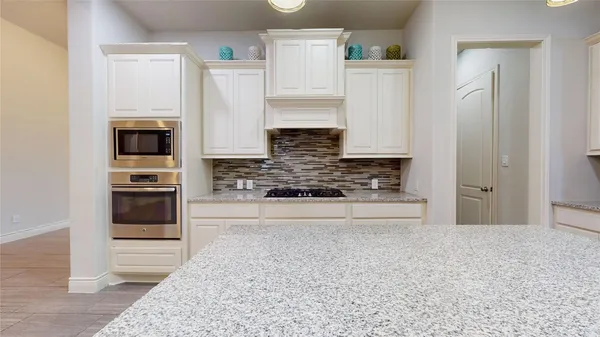 $619,900 | 3920 Pinecrest Peak Drive, Spring, TX 77386