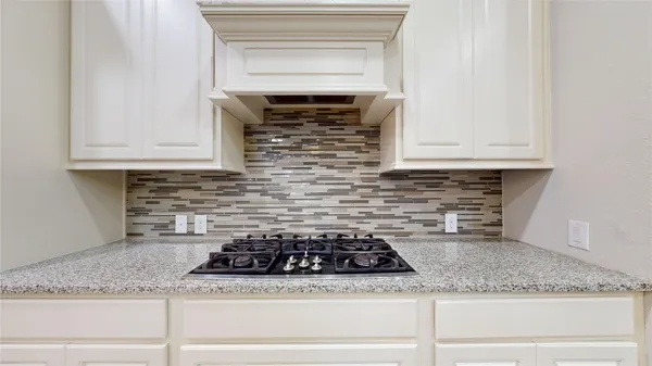 $619,900 | 3920 Pinecrest Peak Drive, Spring, TX 77386