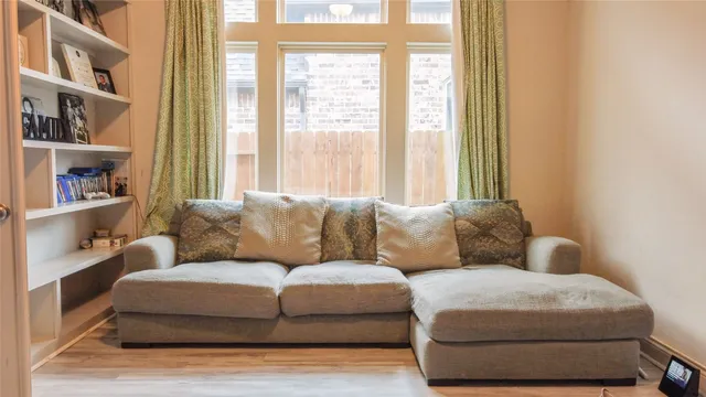 $649,999 | 3920 Pinecrest Peak Drive, Spring, TX 77386