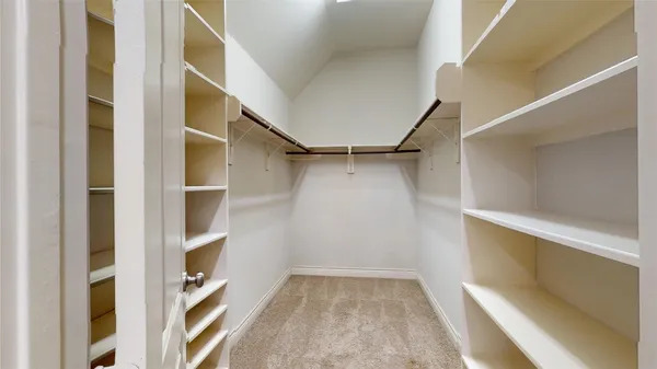 $619,900 | 3920 Pinecrest Peak Drive, Spring, TX 77386