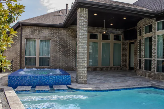 $649,999 | 3920 Pinecrest Peak Drive, Spring, TX 77386