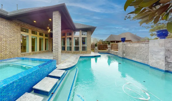 $619,900 | 3920 Pinecrest Peak Drive, Spring, TX 77386