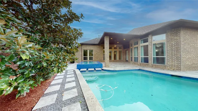 $639,900 | 3920 Pinecrest Peak Drive, Spring, TX 77386