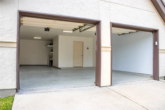 $649,999 | 3920 Pinecrest Peak Drive, Spring, TX 77386