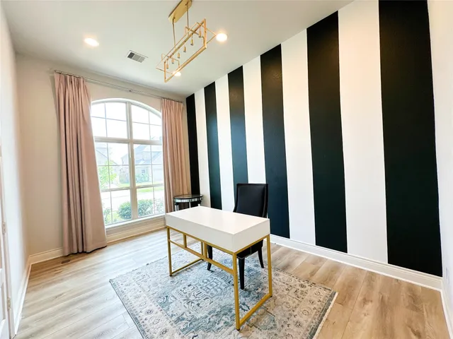 $649,999 | 3920 Pinecrest Peak Drive, Spring, TX 77386