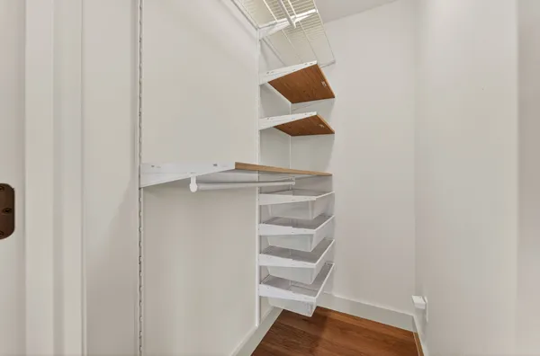 $1,099,900 | 905 Payne Avenue, Austin, TX 78752
