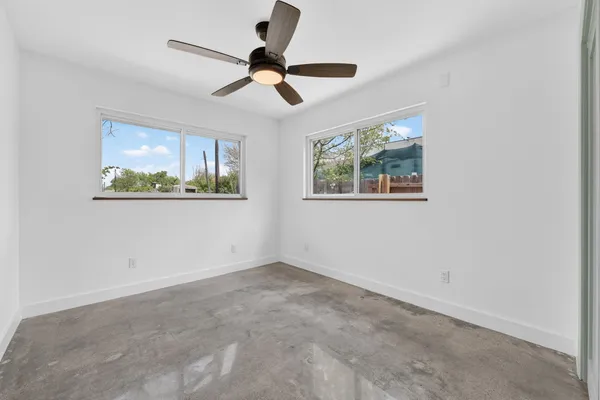 $1,099,900 | 905 Payne Avenue, Austin, TX 78752