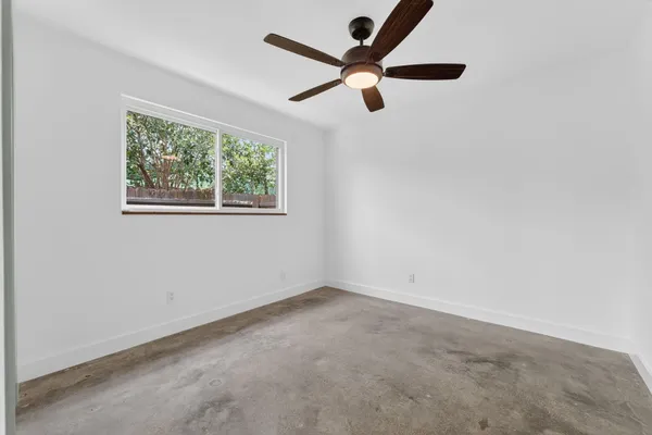 $1,099,900 | 905 Payne Avenue, Austin, TX 78752