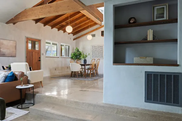 $1,099,900 | 905 Payne Avenue, Austin, TX 78752
