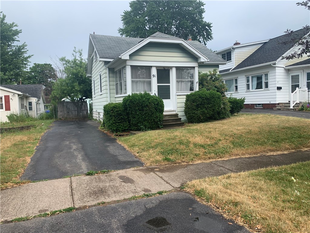 91 Castleford Road Greece, NY 14616 - Photo 1 of 2