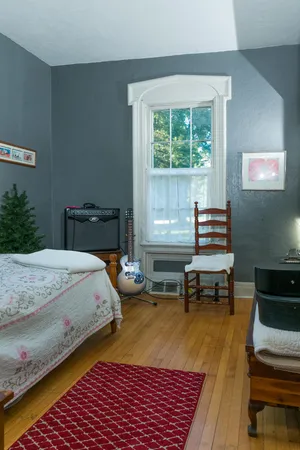 $1,995 | W379N5686 North Lake Road, Unit 1, Oconomowoc, WI 53066