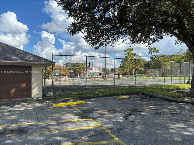 $1,800 | 6060 Village Circle North, Unit 6060, Orlando, FL 32822