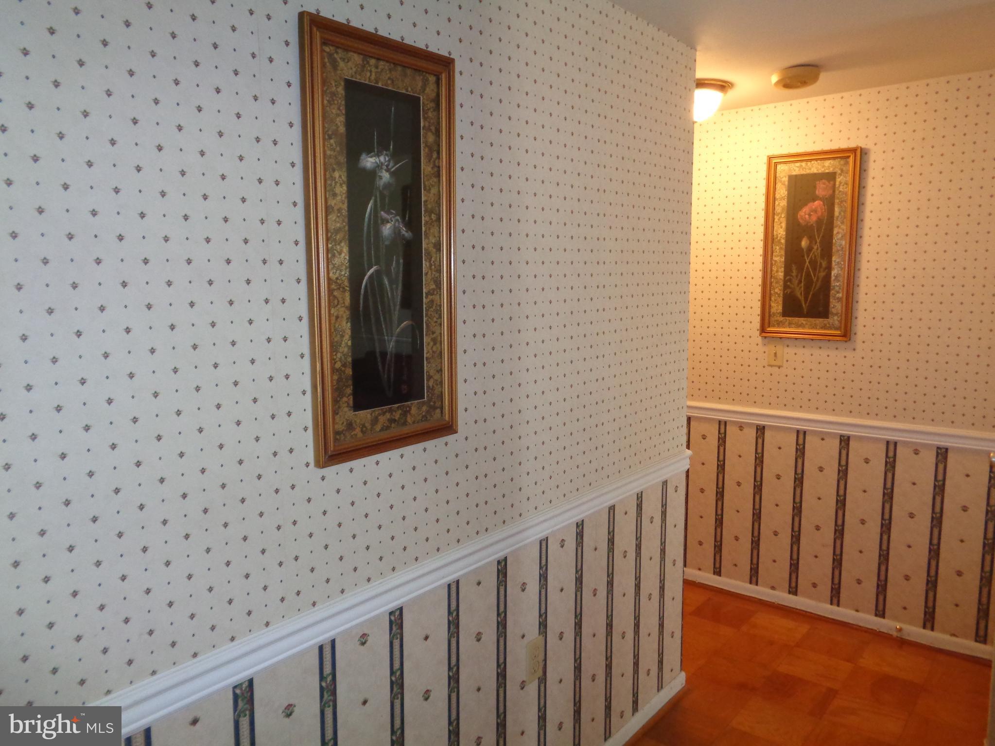 105 Cross Keys Road, Unit R105C Baltimore, MD 21210 - Photo 8 of 18 Entrance Foyer