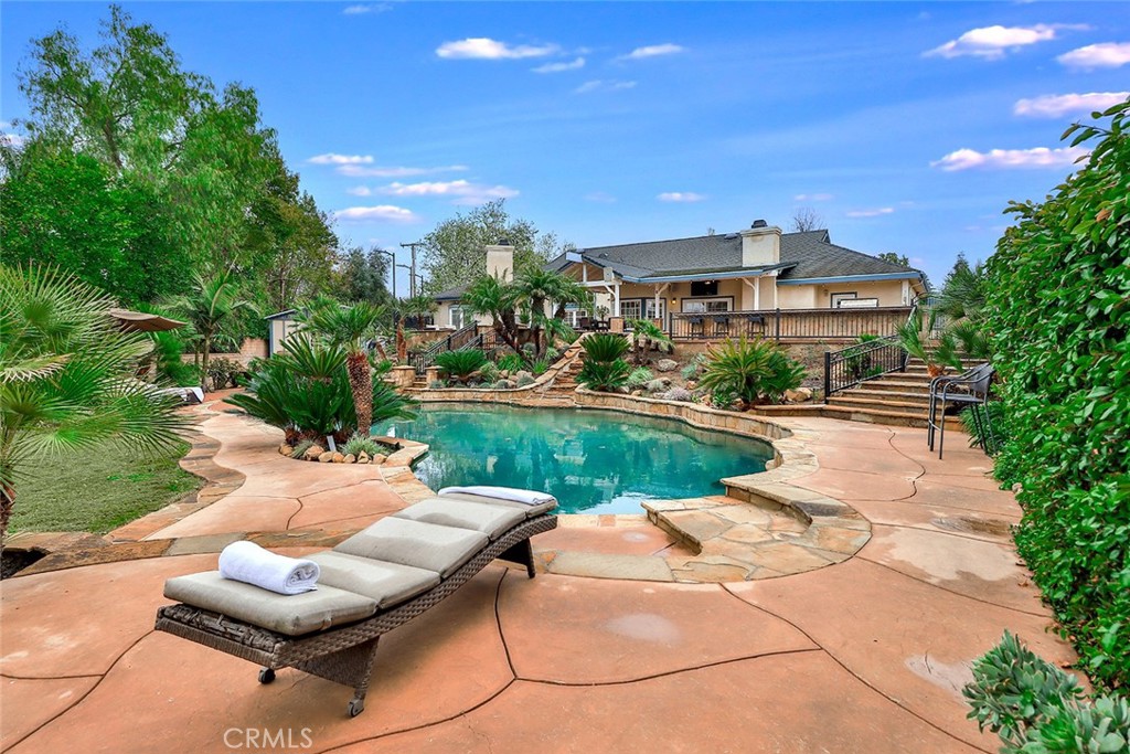 1295 Cadiz Drive Simi Valley, CA 93065 - Photo 4 of 75