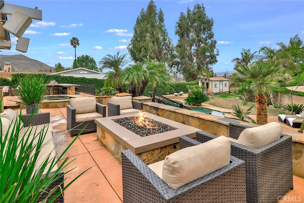 1295 Cadiz Drive Simi Valley, CA 93065 - Photo 62 of 75