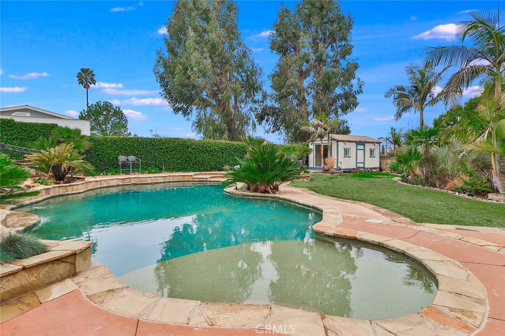 1295 Cadiz Drive Simi Valley, CA 93065 - Photo 72 of 75