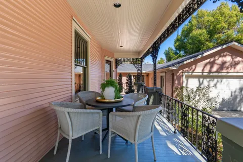 $2,750,000 | 411 Bayland Avenue, Houston, TX 77009