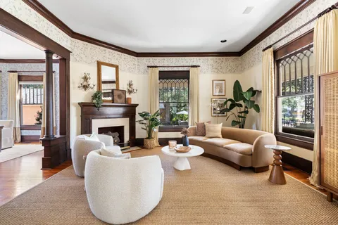 $2,750,000 | 411 Bayland Avenue, Houston, TX 77009