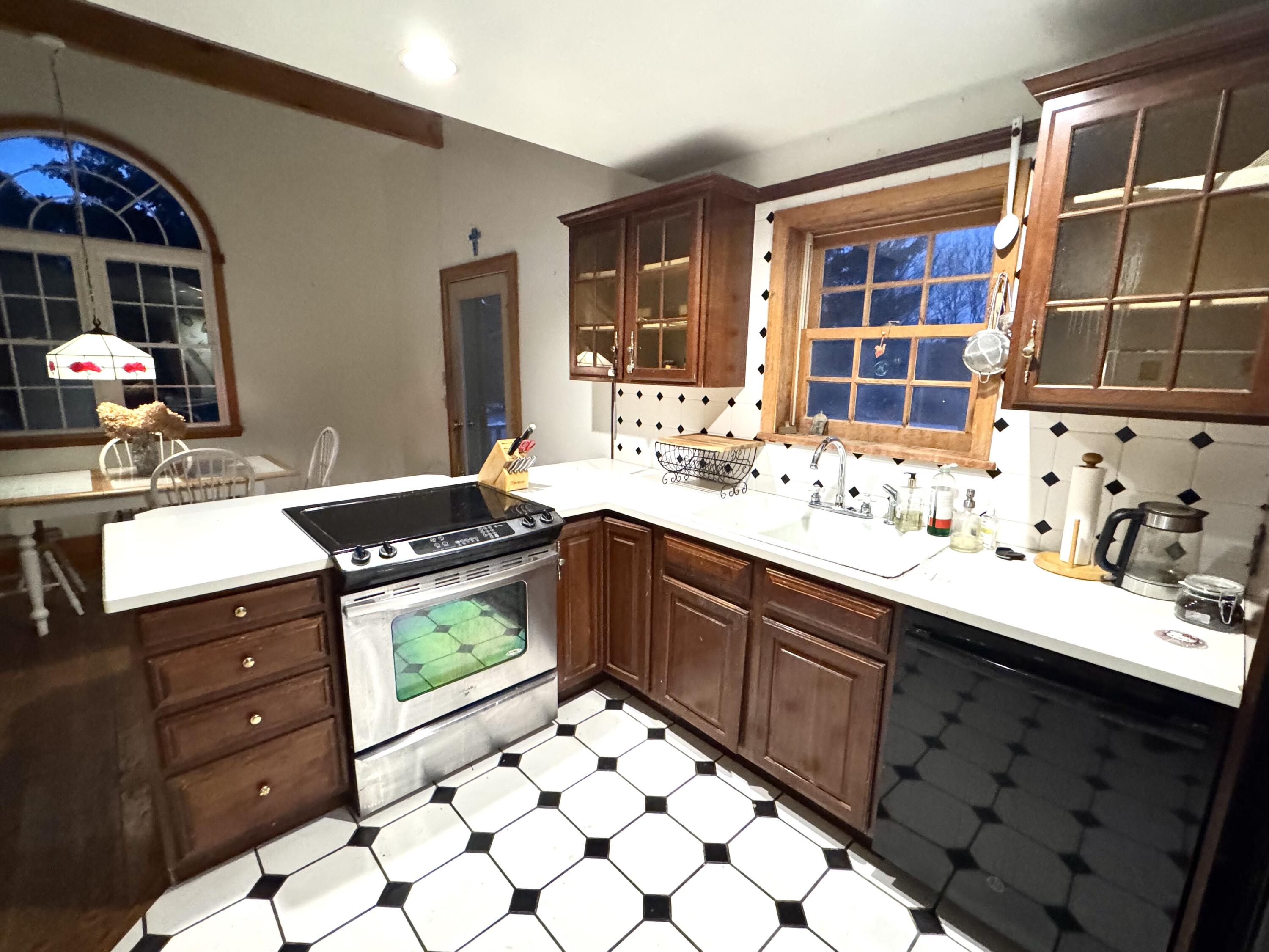 68 Smith Street Rouses Point, NY 12979 - Photo 9 of 57 Gallery Image 9