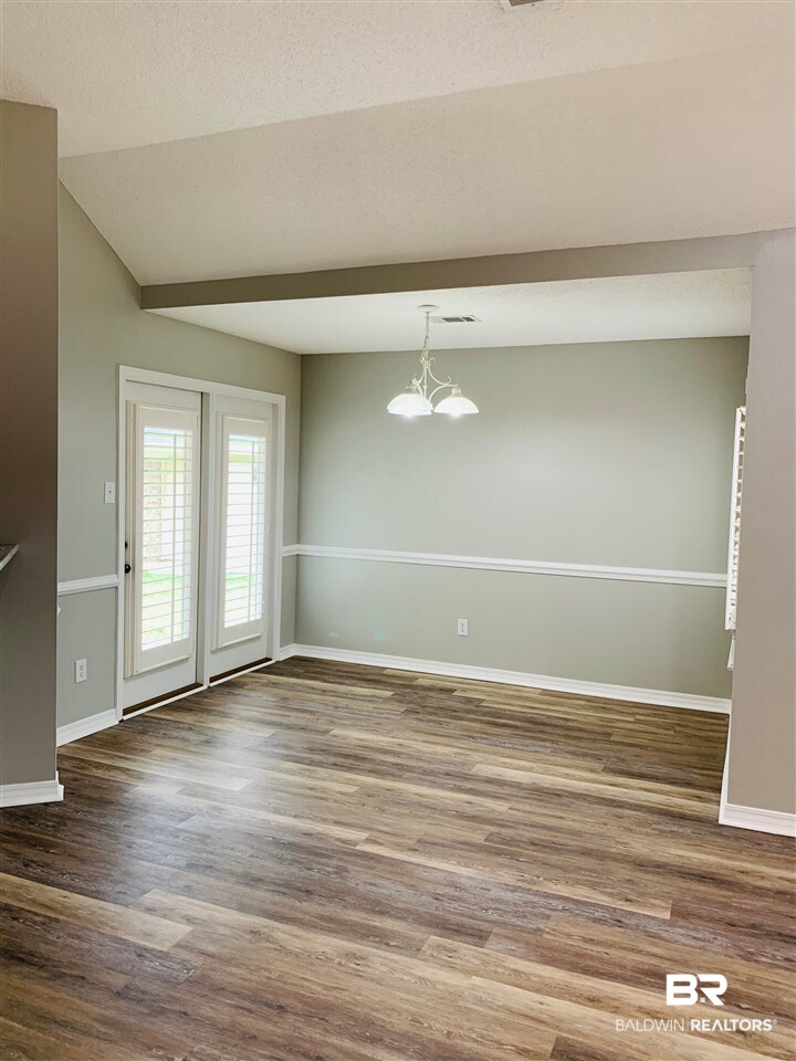 29245 Canterbury Road Daphne, AL 36526 - Photo 8 of 23