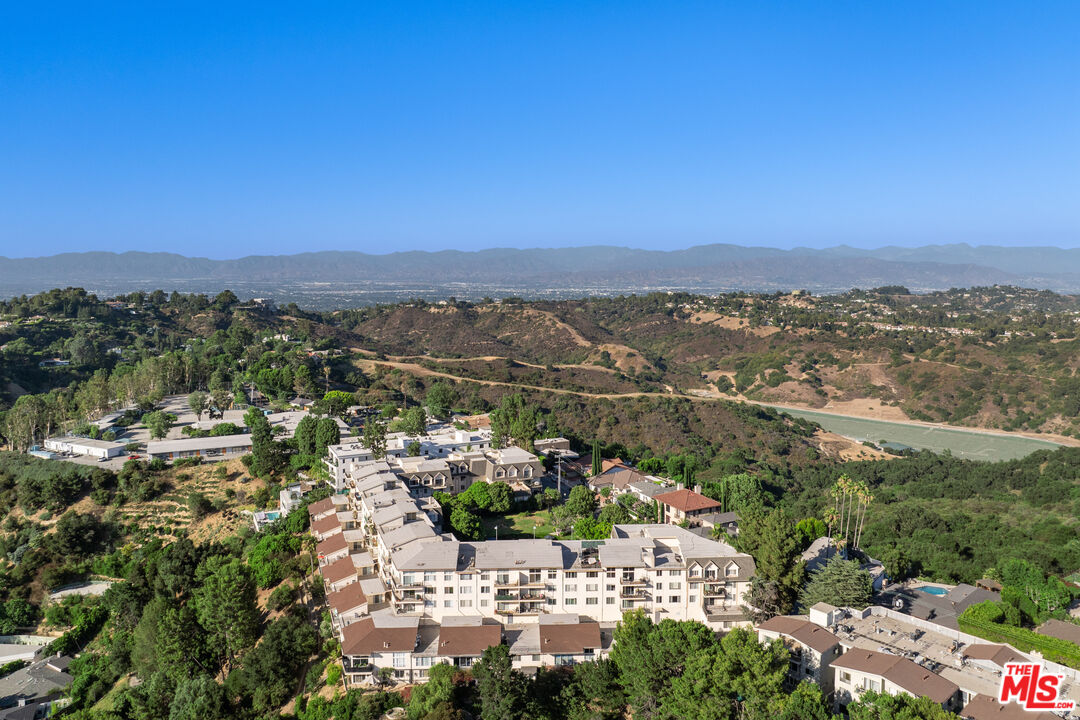2385 Roscomare Road, Unit F4 Los Angeles, CA 90077 - Photo 48 of 57 an aerial view of multiple house