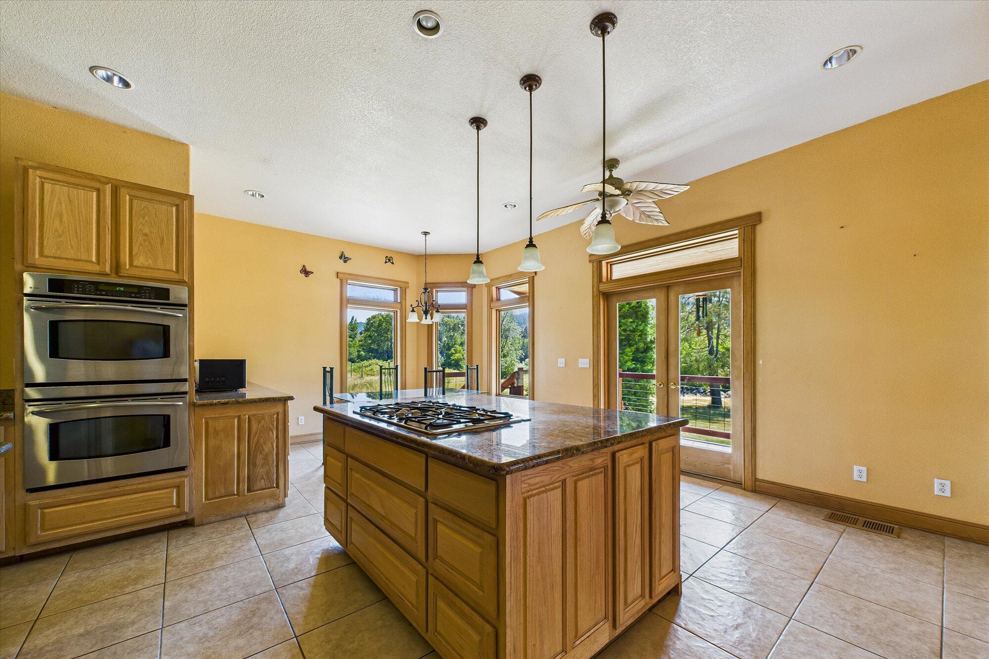 1560 Patterson Road Willow Creek, CA 95573 - Photo 31 of 75