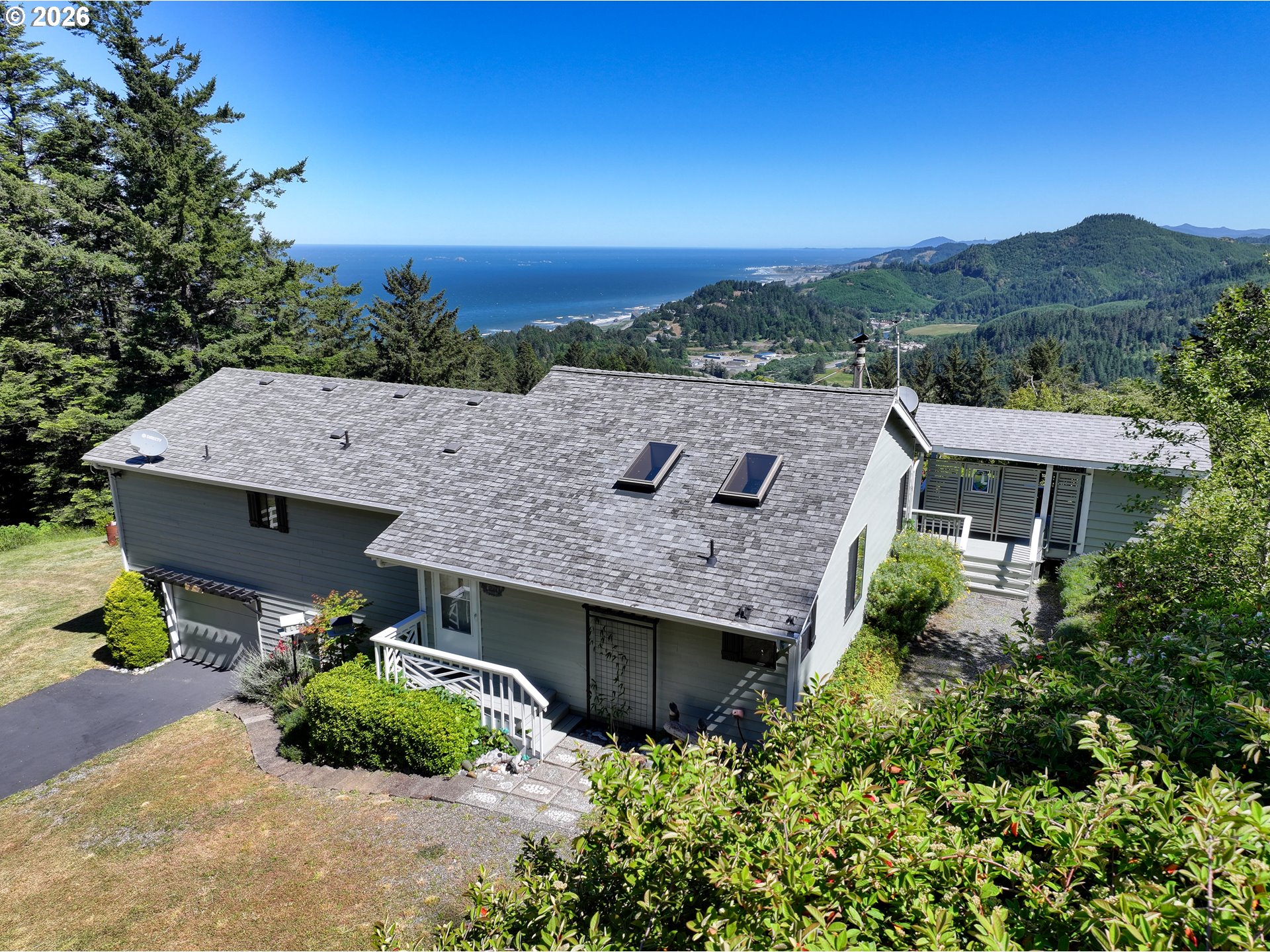 27840 Thimbleberry Road Gold Beach, OR 97444 - Photo 38 of 43