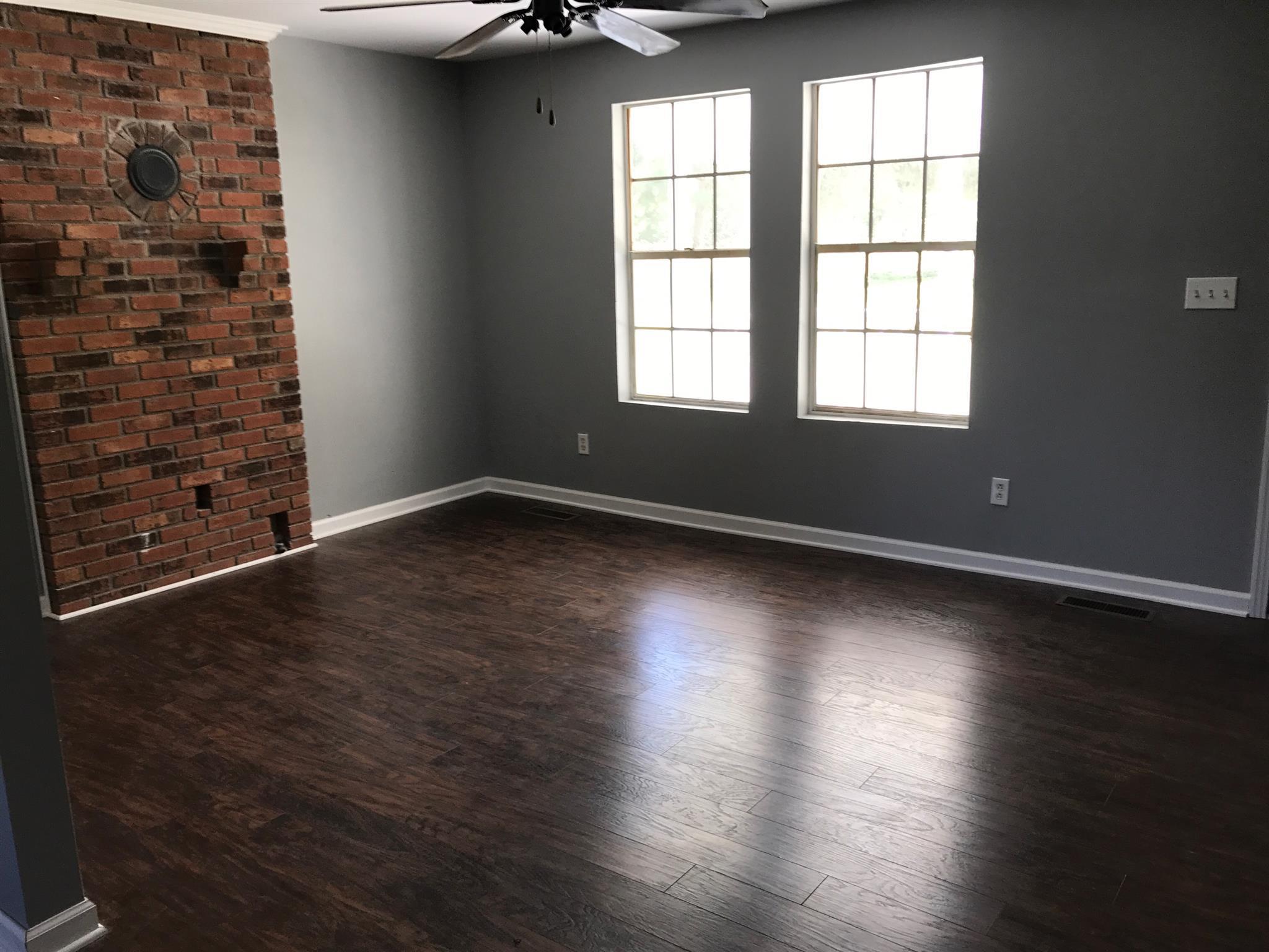 3019 Oak Grove Church Road Bethpage, TN 37022 - Photo 4 of 10 Gallery Image 4