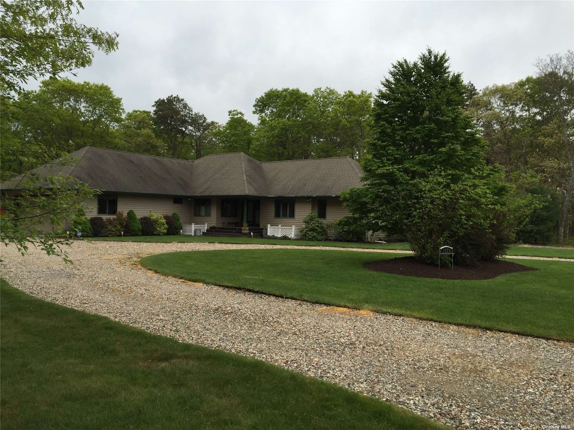 1229 Wading River Manor Road, Wading River, NY 11792 Compass