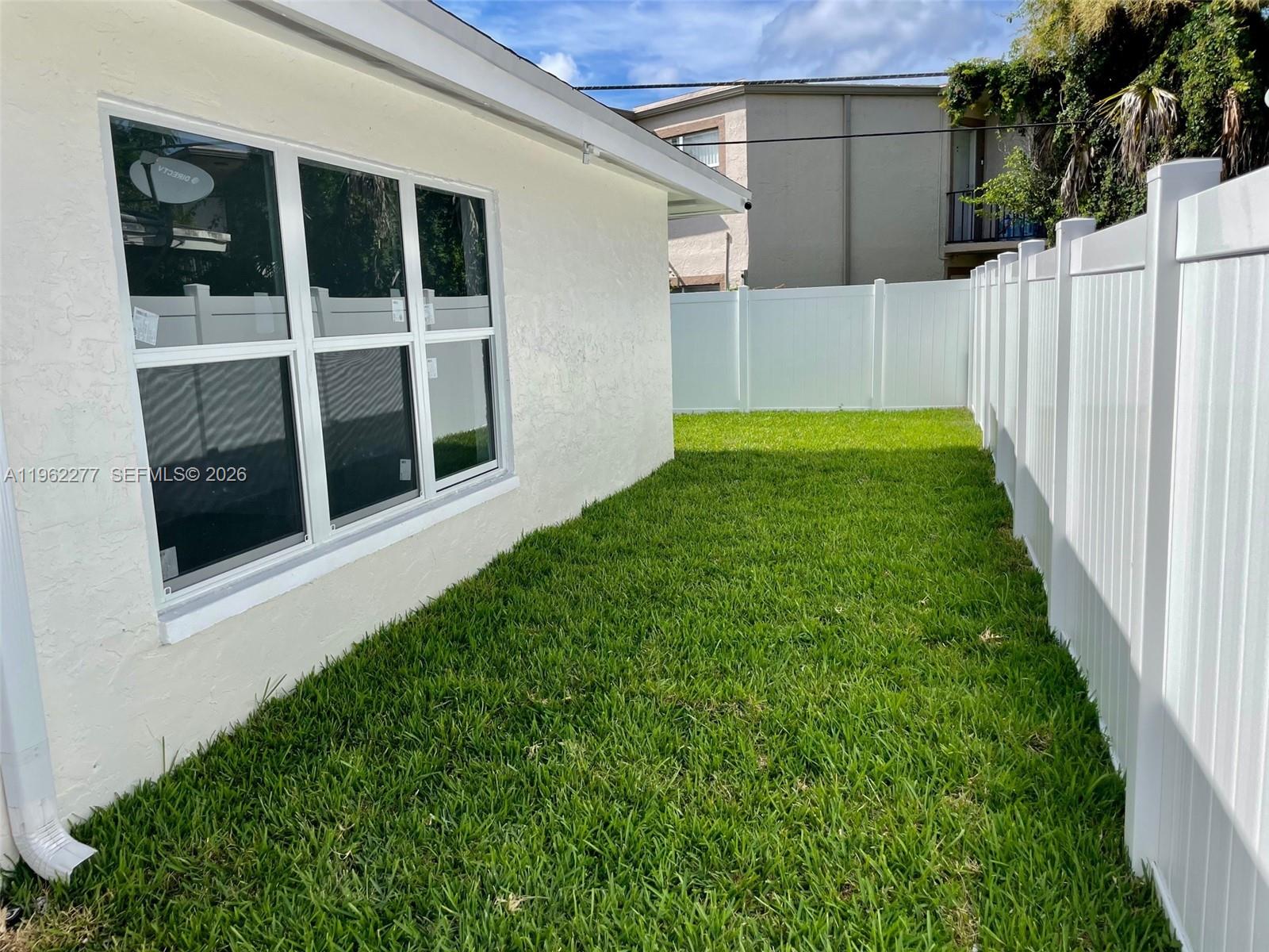 5701 Northwest 28th Street, Unit 13 Lauderhill, FL 33313 - Photo 26 of 34