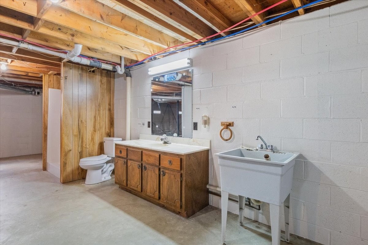 1075 Old County House Road Charlotte, TN 37036 - Photo 51 of 73 Gallery Image 51