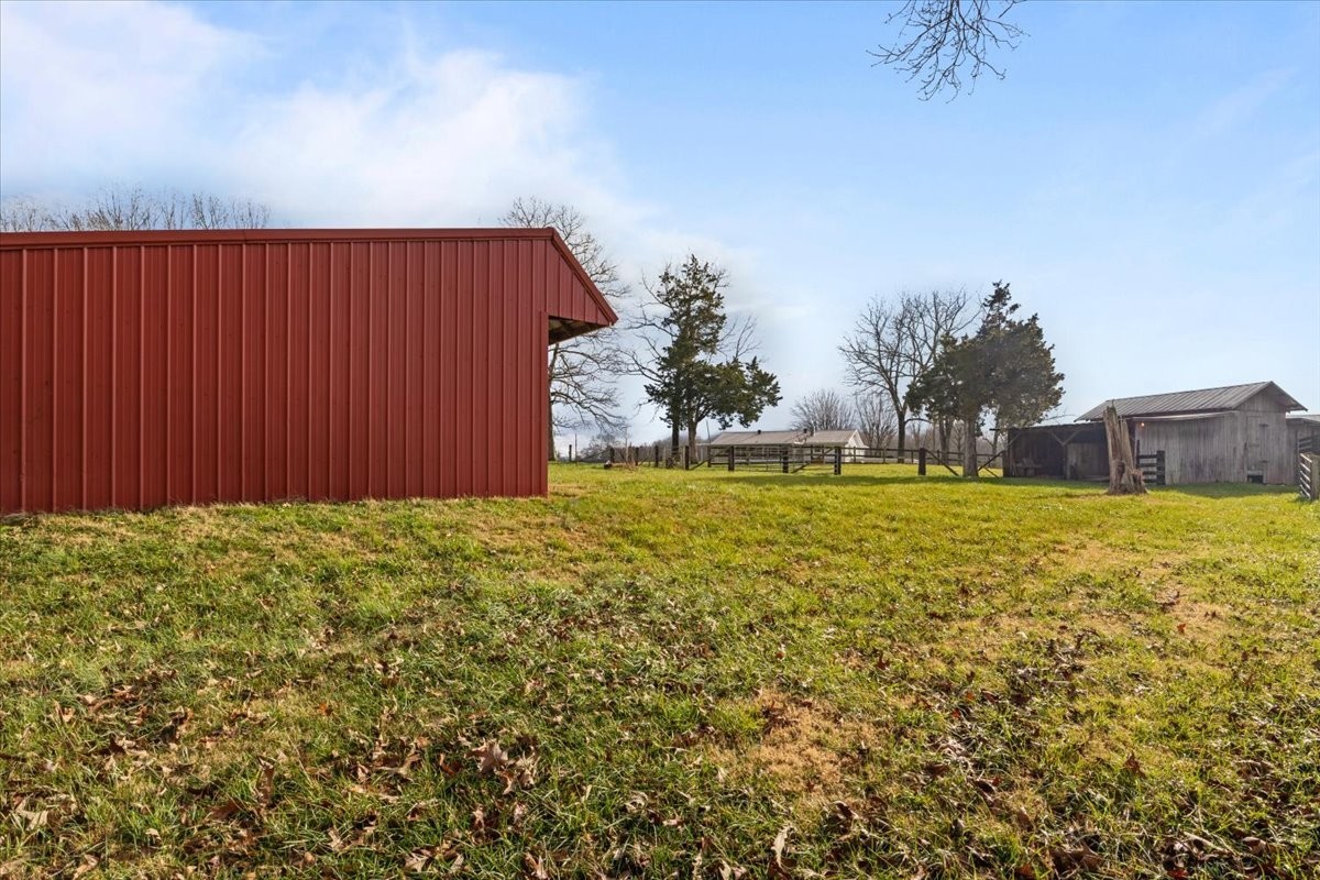 1075 Old County House Road Charlotte, TN 37036 - Photo 59 of 73 Gallery Image 59