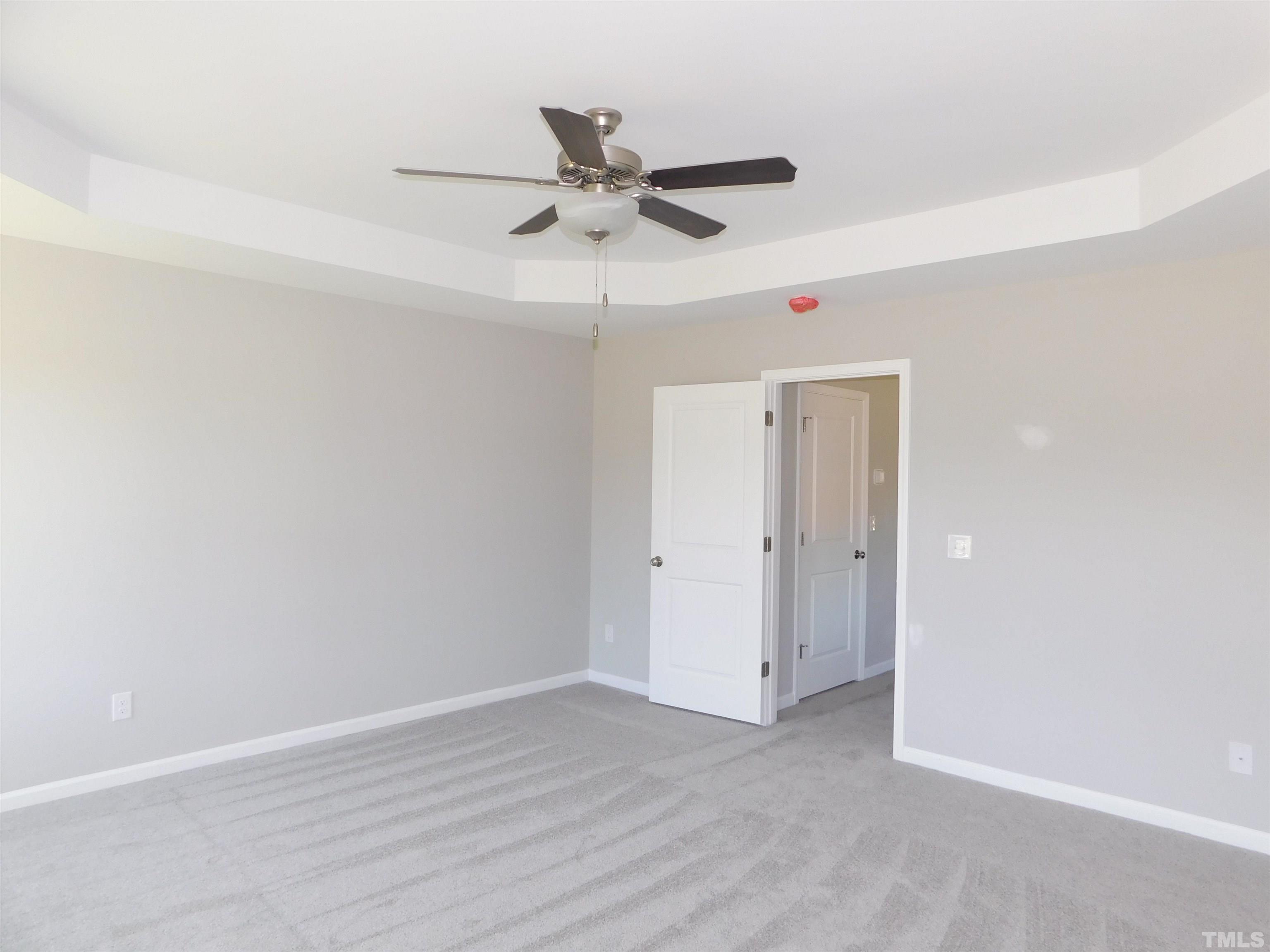 73 Touchdown Way Benson, NC 27504 - Photo 12 of 25 Gallery Image 12