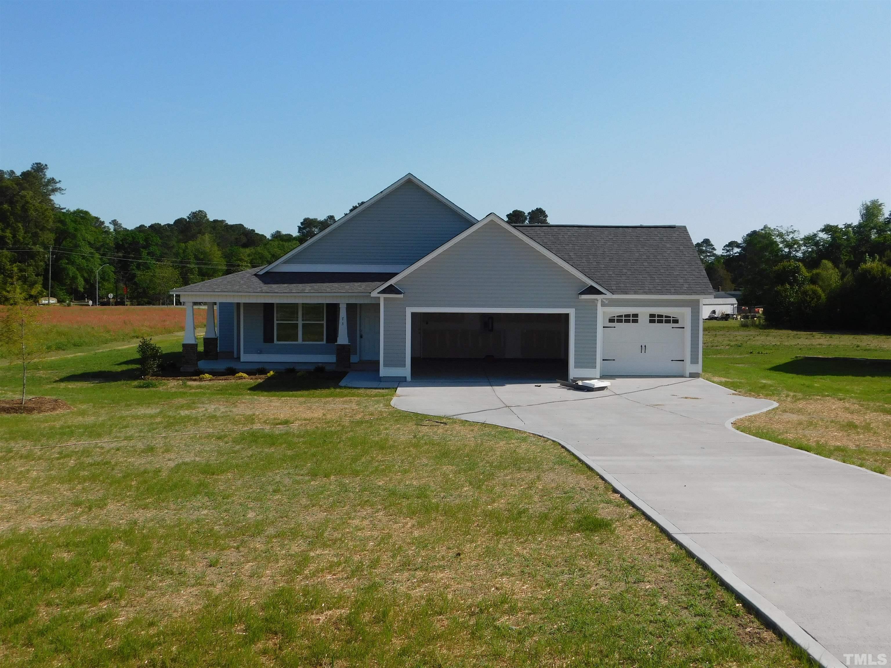 73 Touchdown Way Benson, NC 27504 - Photo 3 of 25 Gallery Image 3