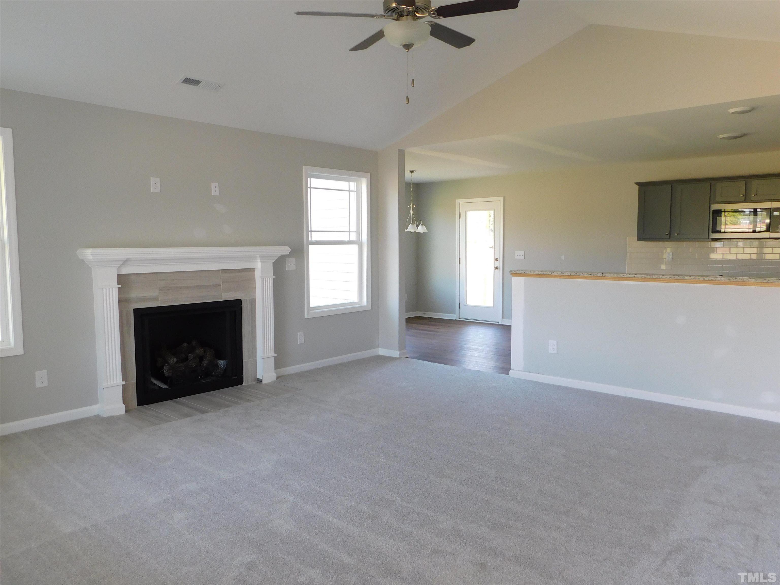 73 Touchdown Way Benson, NC 27504 - Photo 6 of 25 Gallery Image 6