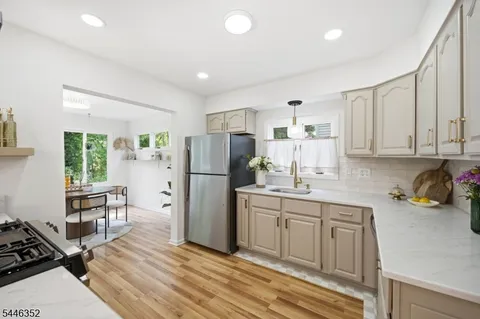 $675,000 | 180 River Drive, Lake Hiawatha, NJ 07034