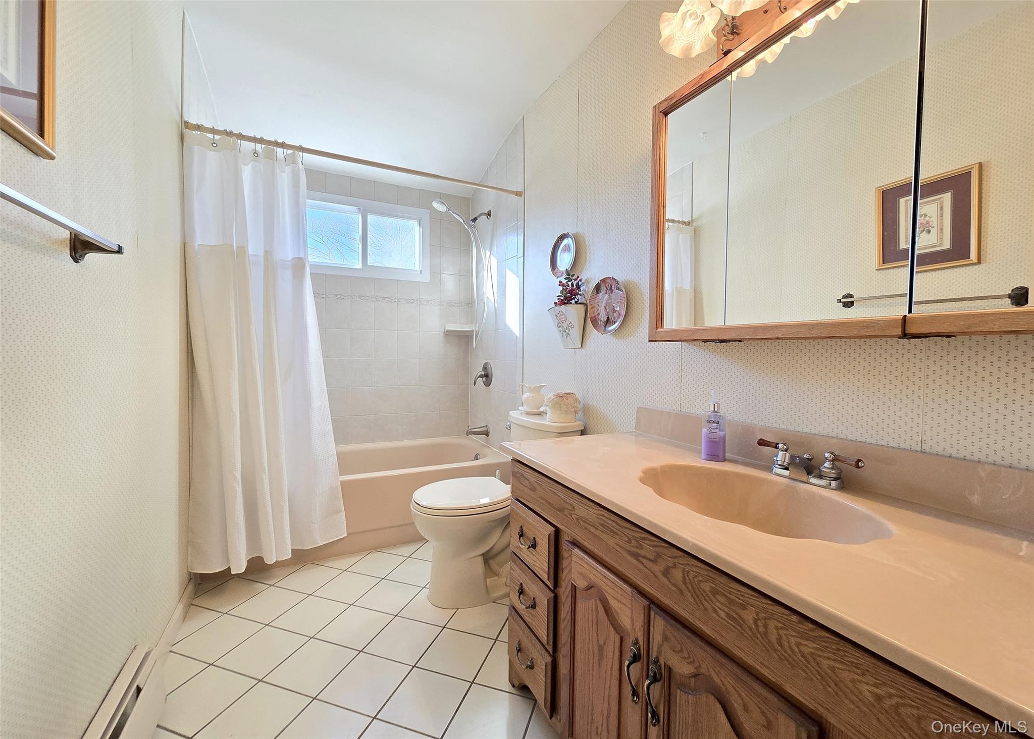 38 Woodbury Road Farmingville, NY 11738 - Photo 11 of 25