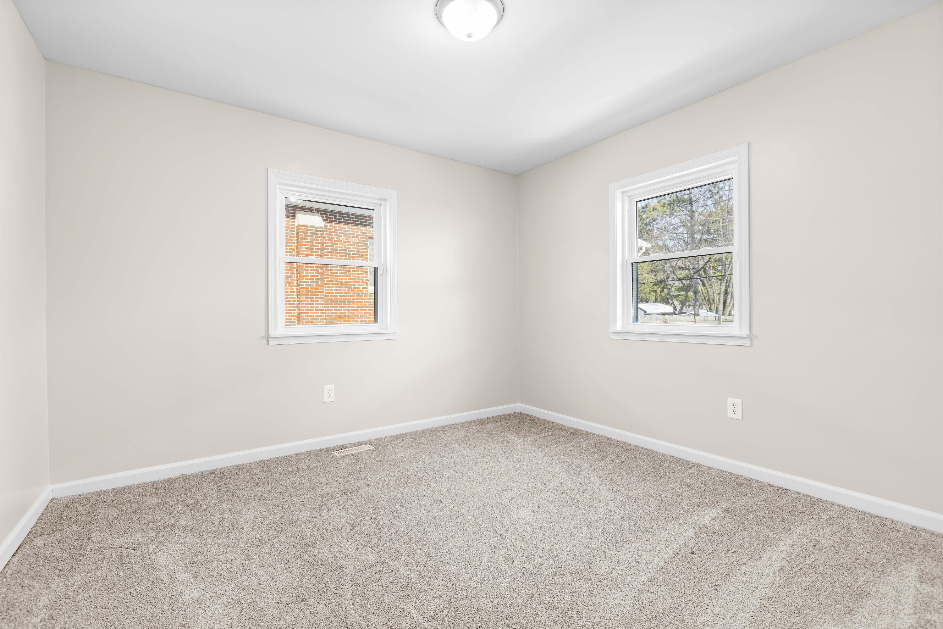 923 Wayne Street Jackson, MI 49202 - Photo 12 of 20 _P7A3703_E